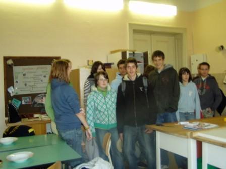 Den otevřených dveří učiliště 013.jpg